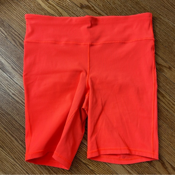 GAP Fit Highlighter Pink Ribbed Bikeshort - Picture 1 of 2